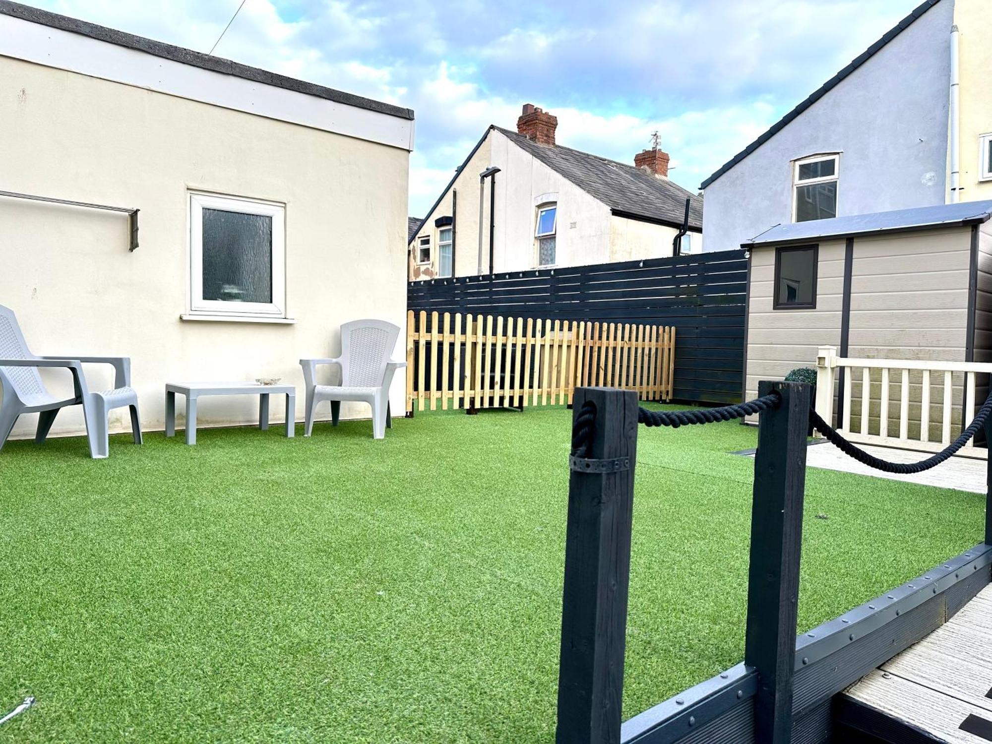 Sienna Family Holiday Apartments By Blackpool Service Apartments Extérieur photo